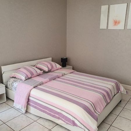 Meubles B-D Appartement Bains-les-Bains Buitenkant foto