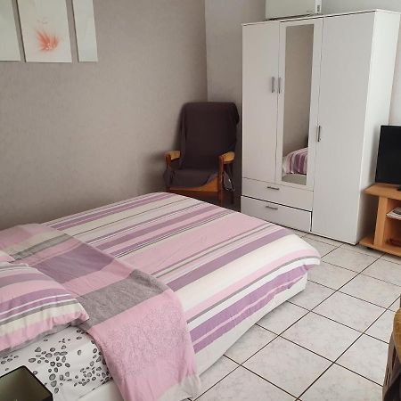 Meubles B-D Appartement Bains-les-Bains Buitenkant foto