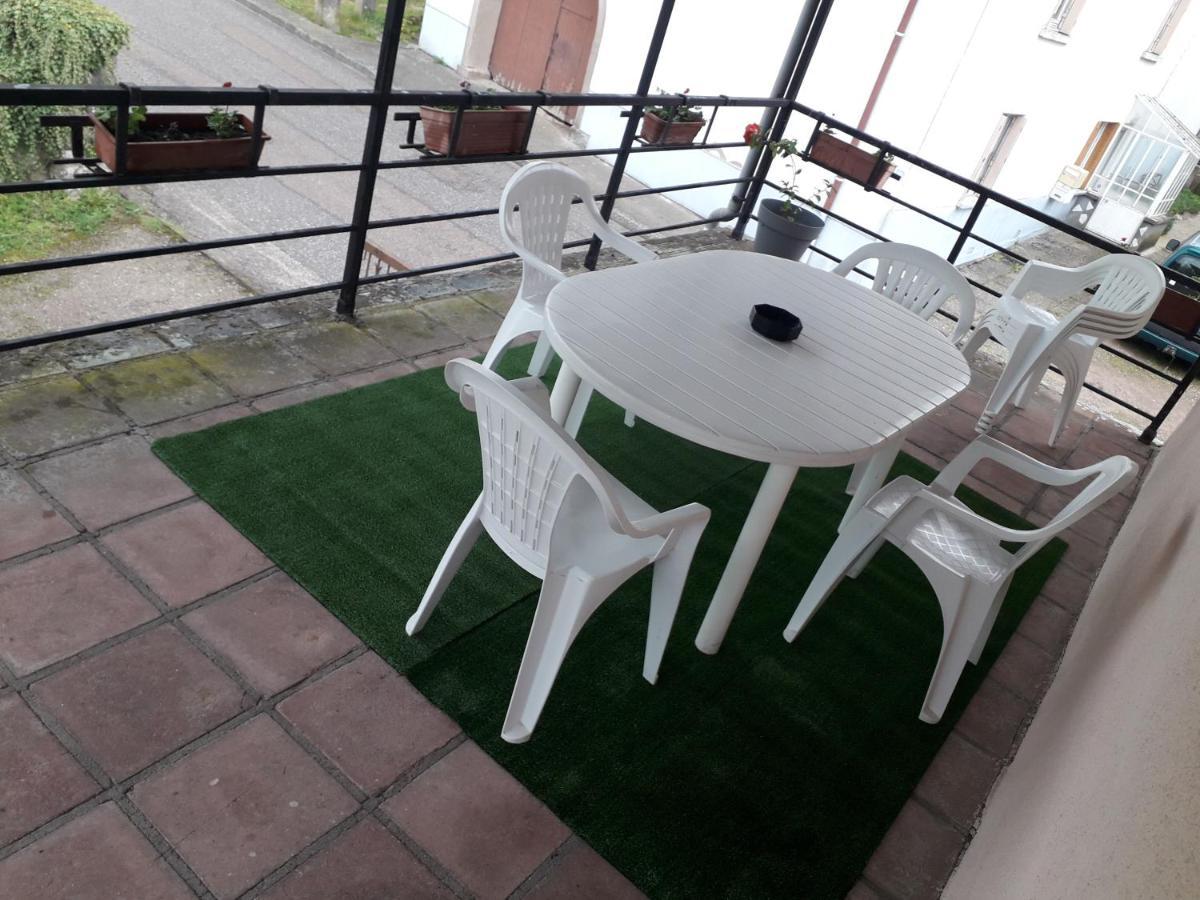 Meubles B-D Appartement Bains-les-Bains Buitenkant foto